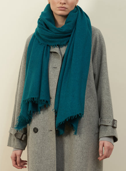 JANE CARR The Luxe in Bottle, teal green oversized pure cashmere knit wrap - model