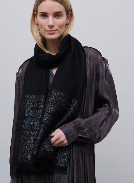 JANE CARR, THE TANGO SCARF - Black pure cashmere scarf with multicoloured metallic stripes - model 1