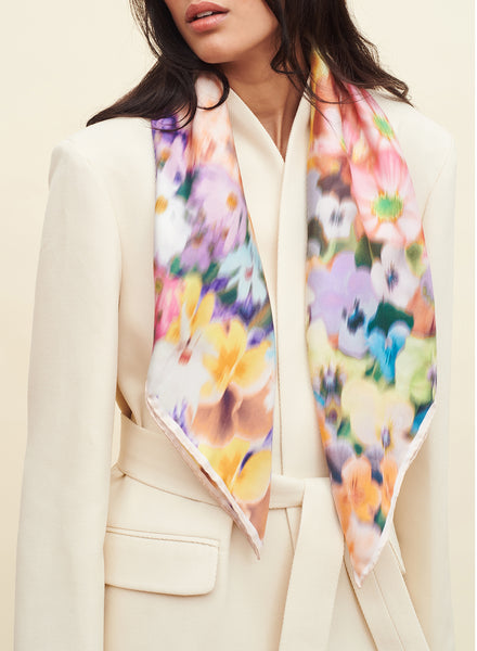 THE JARDINIER FOULARD - Peachy multicolour printed silk twill scarf - model 1
