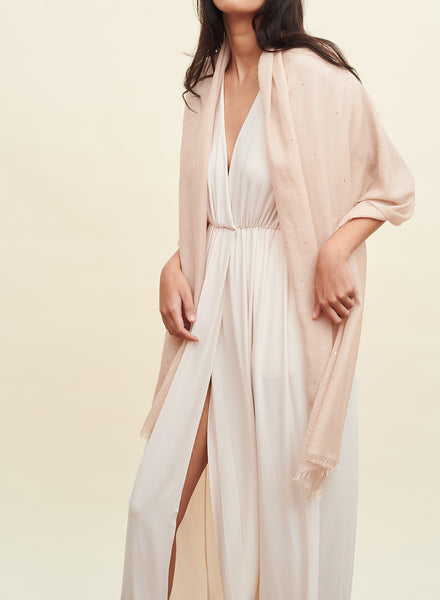 THE CRYSTAL WRAP - Pale pink cashmere wrap with Swarovski crystals - model