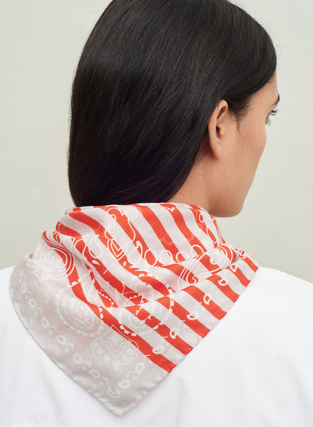 THE BRETON NECKERCHIEF - Red and pale grey printed cotton and silk scarf - model