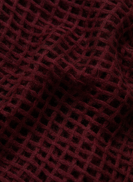 JANE CARR The Mesh Scarf in Raisin, burgundy grid woven cashmere scarf – detail