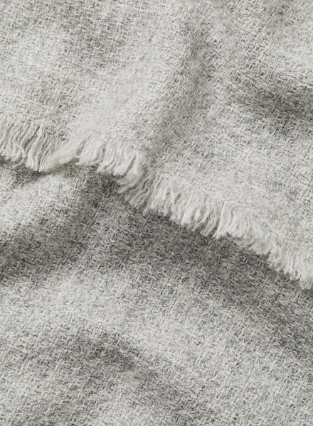 JANE CARR The Hudson Scarf in Mist, pale grey textured pure cashmere scarf – detail
