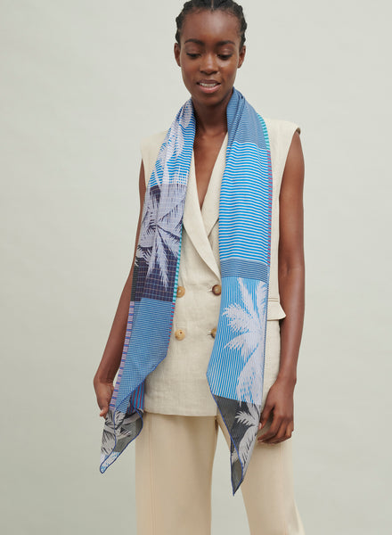 The Paradise Square, dark blue printed modal cashmere-blend scarf – model 1